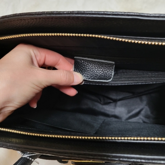 Genuine Leather Croc Embossed Top Handle Designer Style Bag Purse Black New - Picture 7 of 9